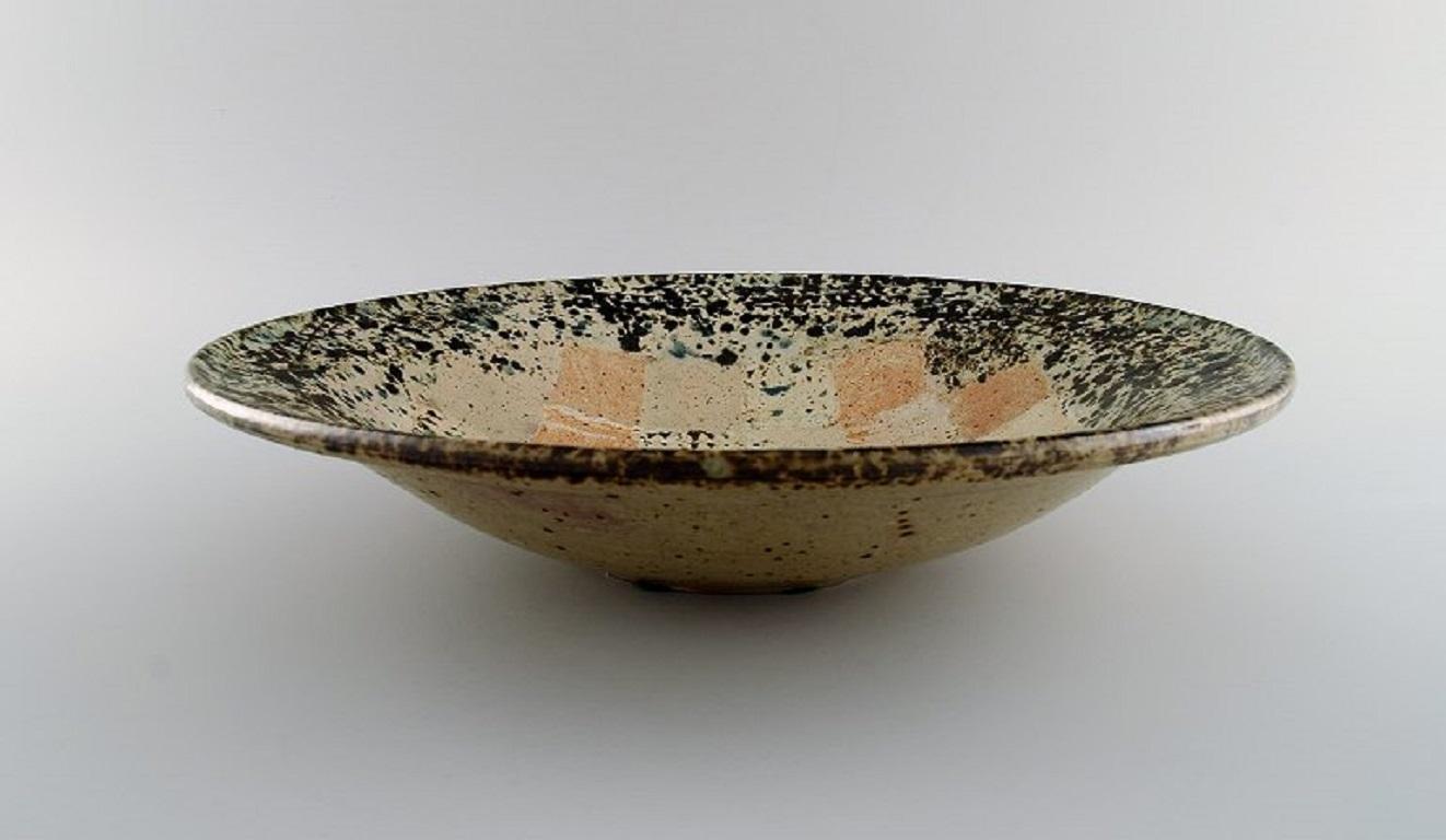 European Studio Ceramicist, Large Unique Bowl in Glazed Stoneware, 1988 In Excellent Condition For Sale In Copenhagen, DK