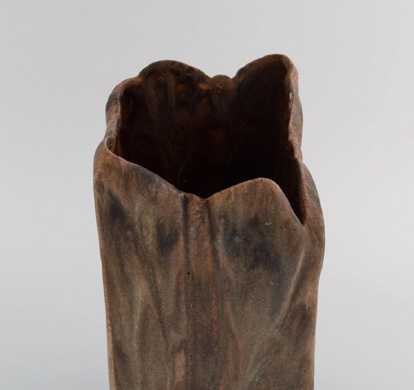 Europäischer Studio-Keramikkünstler, einzigartige Vase aus glasierter Keramik, spätes 20. Jahrhundert im Zustand „Hervorragend“ im Angebot in Copenhagen, DK