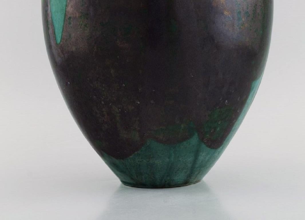 Europäischer Studio-Keramikkünstler, einzigartige Vase aus glasiertem Steingut, 1960er/70er Jahre (Glasiert) im Angebot