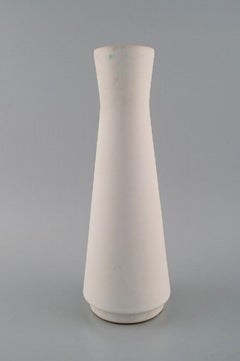 Studio Ceramico Europeo, Vaso unico in ceramica smaltata bianca