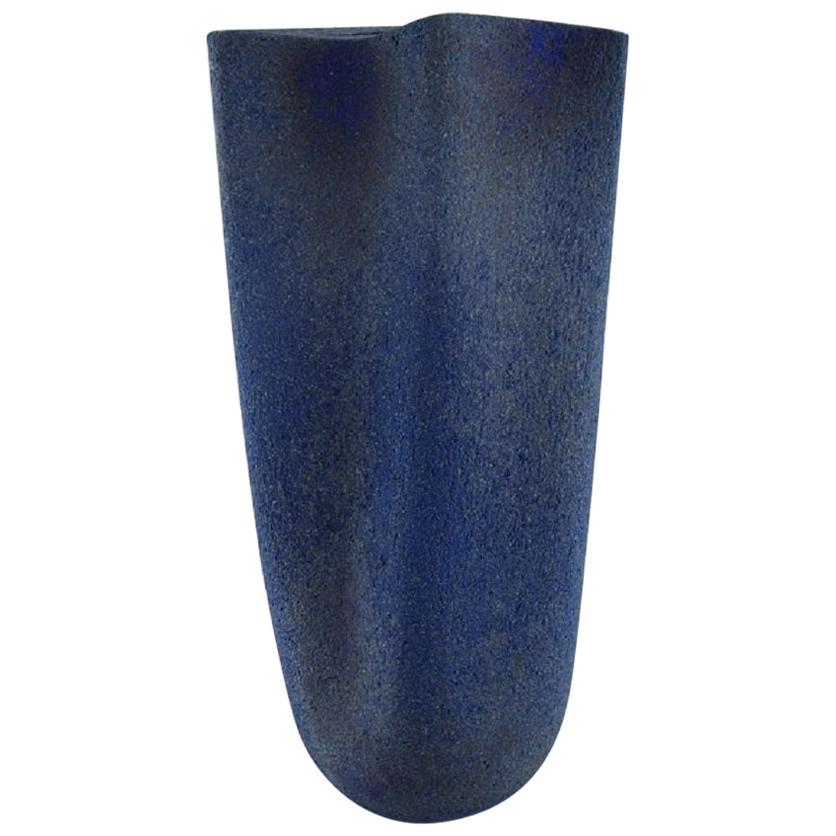 European Studio Ceramist, grand vase de sol en grès émaillé
