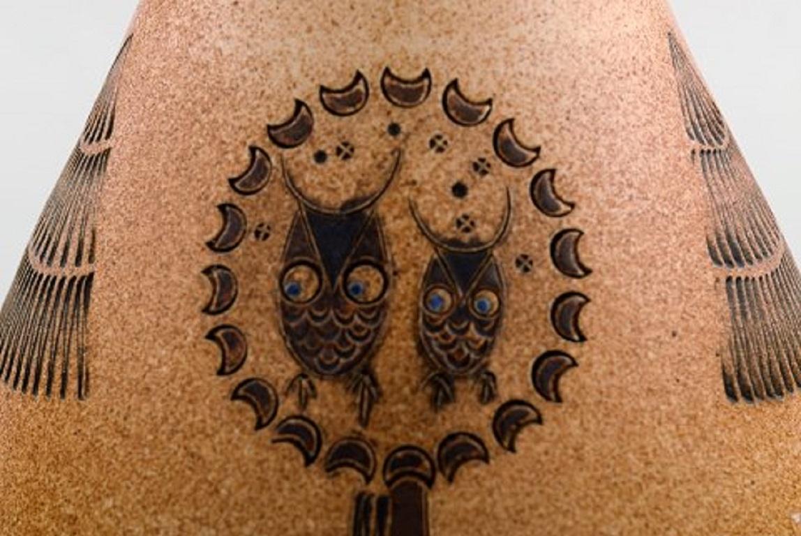 Sconosciuto Studio europeo di ceramica, brocca unica in ceramica smaltata, datata 1947 in vendita
