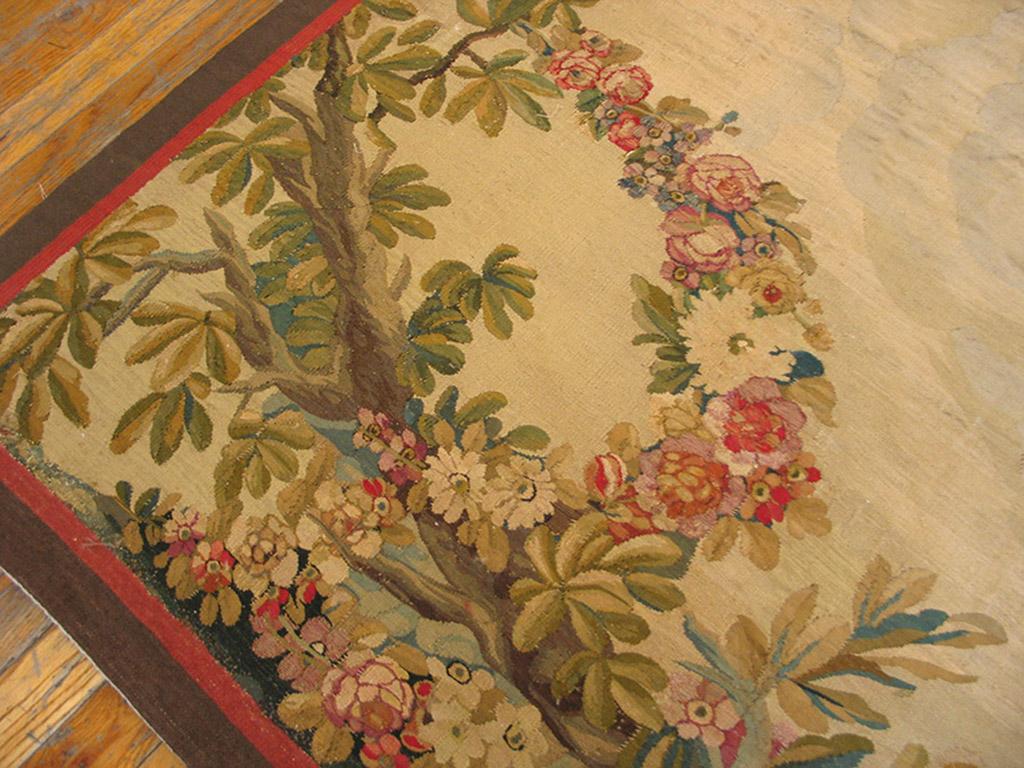 Französischer Wandteppich aus dem frühen 18. Jahrhundert ( 7' x 7'8 Zoll) -  213 x 233 cm ( ) (Louis XV.) im Angebot