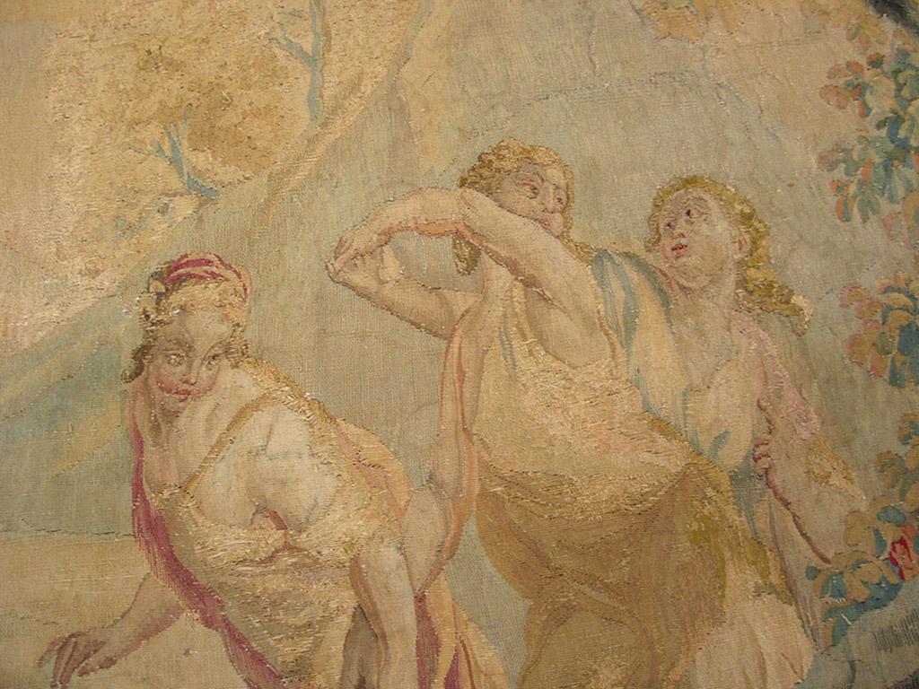 Französischer Wandteppich aus dem frühen 18. Jahrhundert ( 7' x 7'8 Zoll) -  213 x 233 cm ( ) (Frühes 18. Jahrhundert) im Angebot