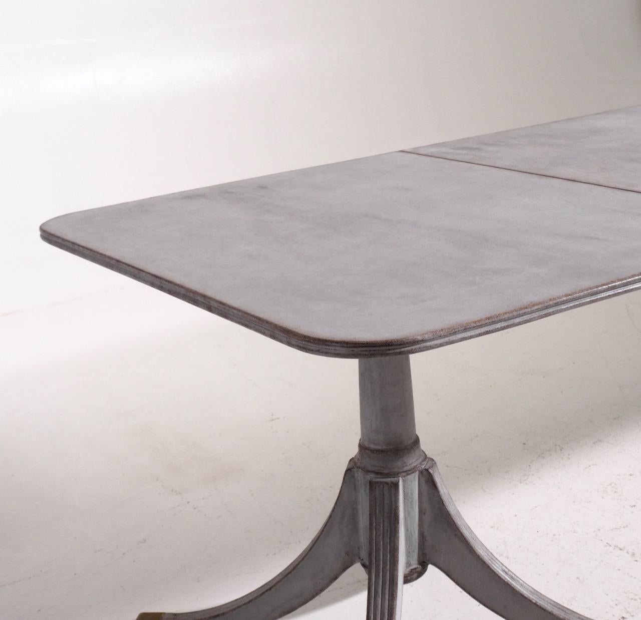 European Two-Pillar Table In Good Condition For Sale In Aalsgaarde, DK
