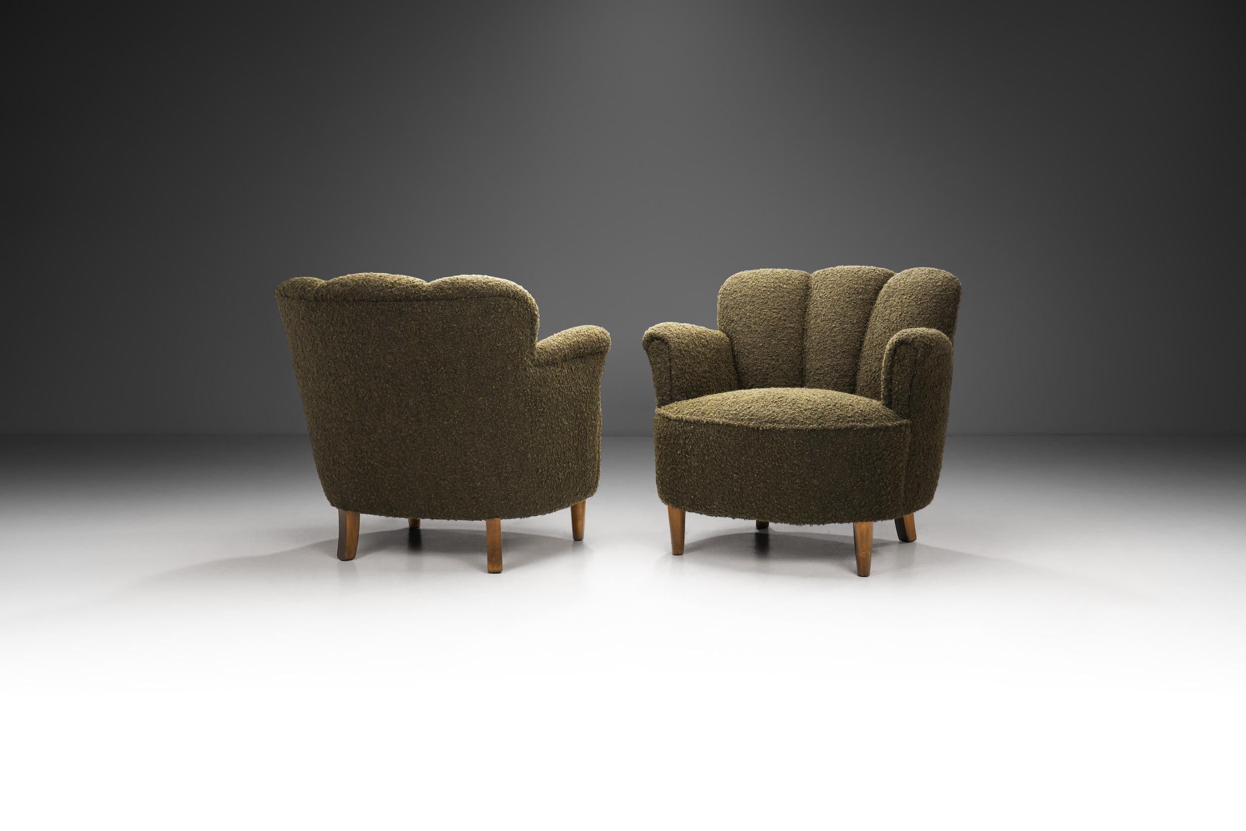 Europäische gepolsterte Art Deco Lounge Stühle, Europa 1930er Jahre im Zustand „Gut“ im Angebot in Utrecht, NL
