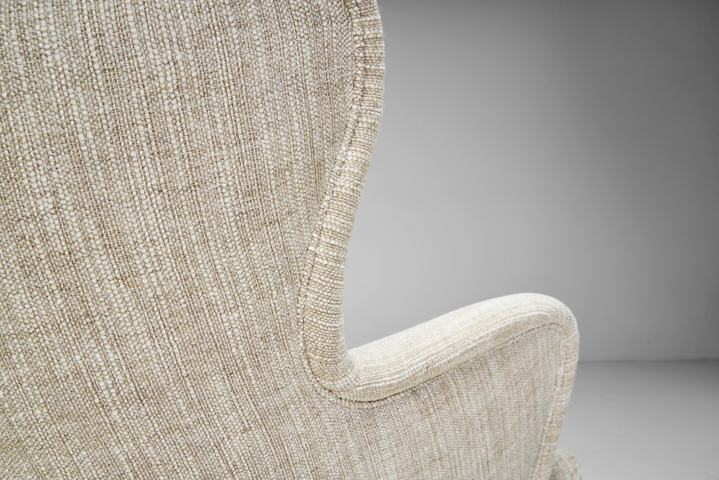 European Upholstered Lounge Chair, Europe, ca 1950s For Sale 5