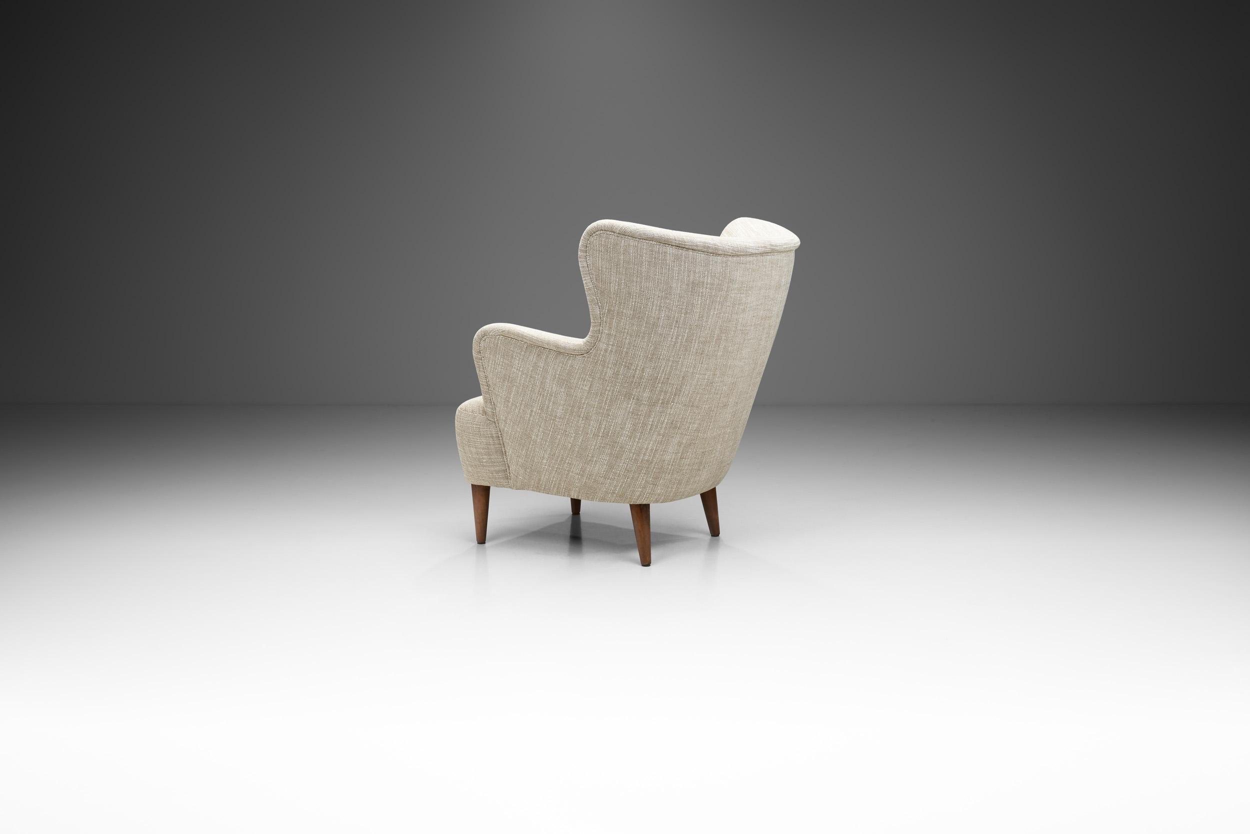 Mid-Century Modern European Upholstered Lounge Chair, Europe, ca 1950s For Sale
