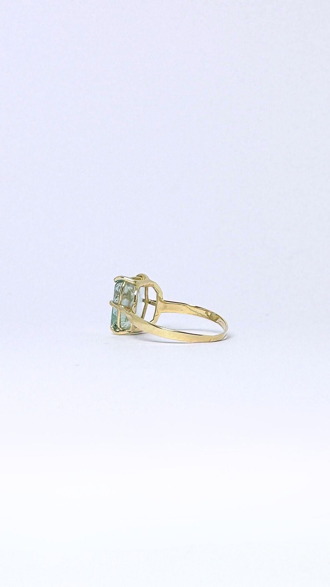 Europäischer Vintage-Ring aus 14 Karat Gold mit grünem Turmalin im Zustand „Gut“ in Heemstede, NL