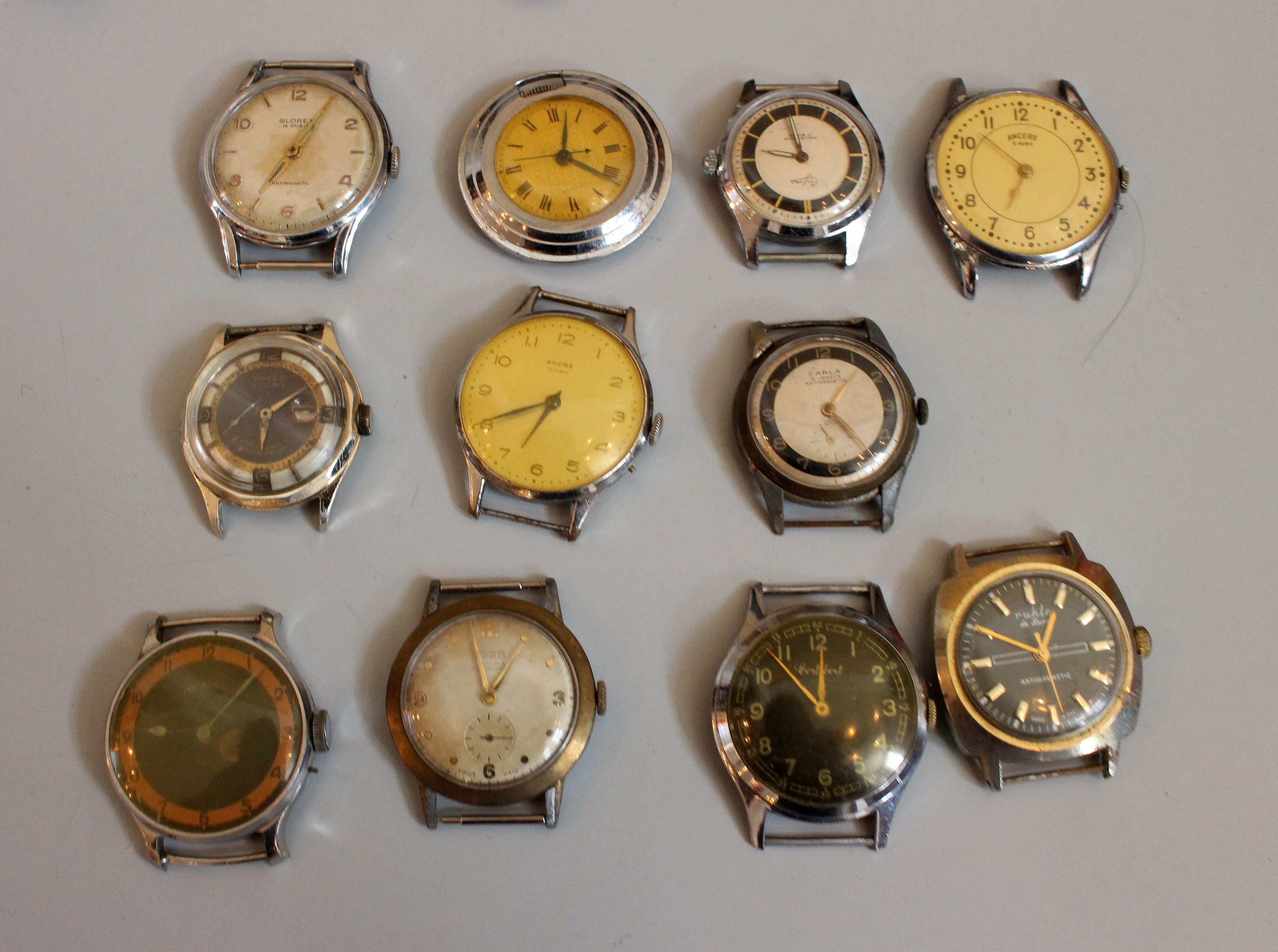 Vintage and Antique wrist watch collection. Total 22 watches . All of them in original condition. 
Leather bends. The watches are functional but needs a movement cleaning which is a normal procedure for the vintage mechanical watches. One price for