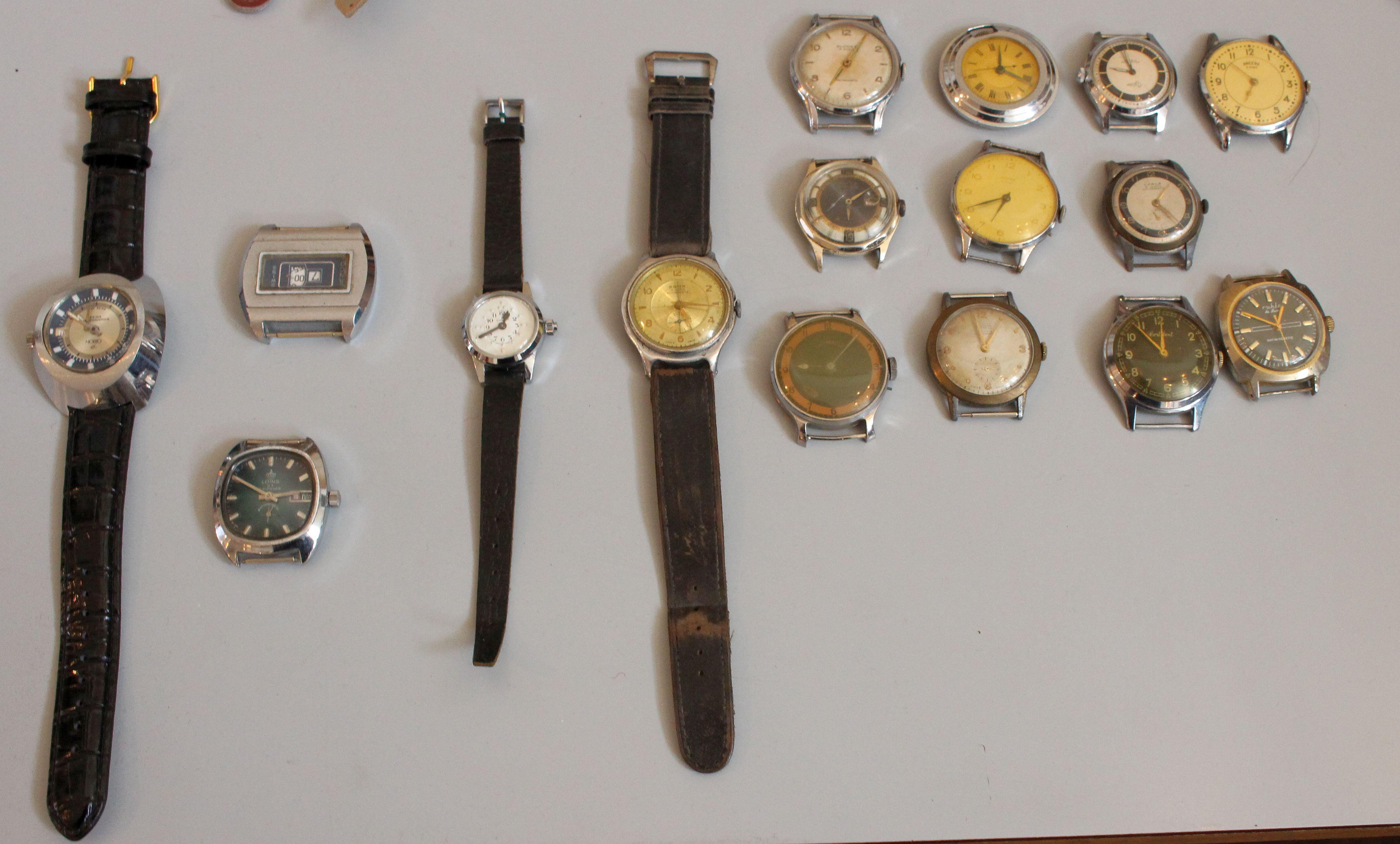 Montres-bracelets européens vintage Anker, Omega, Orion, Lanco Swiss, Chronomètre Unisexe en vente
