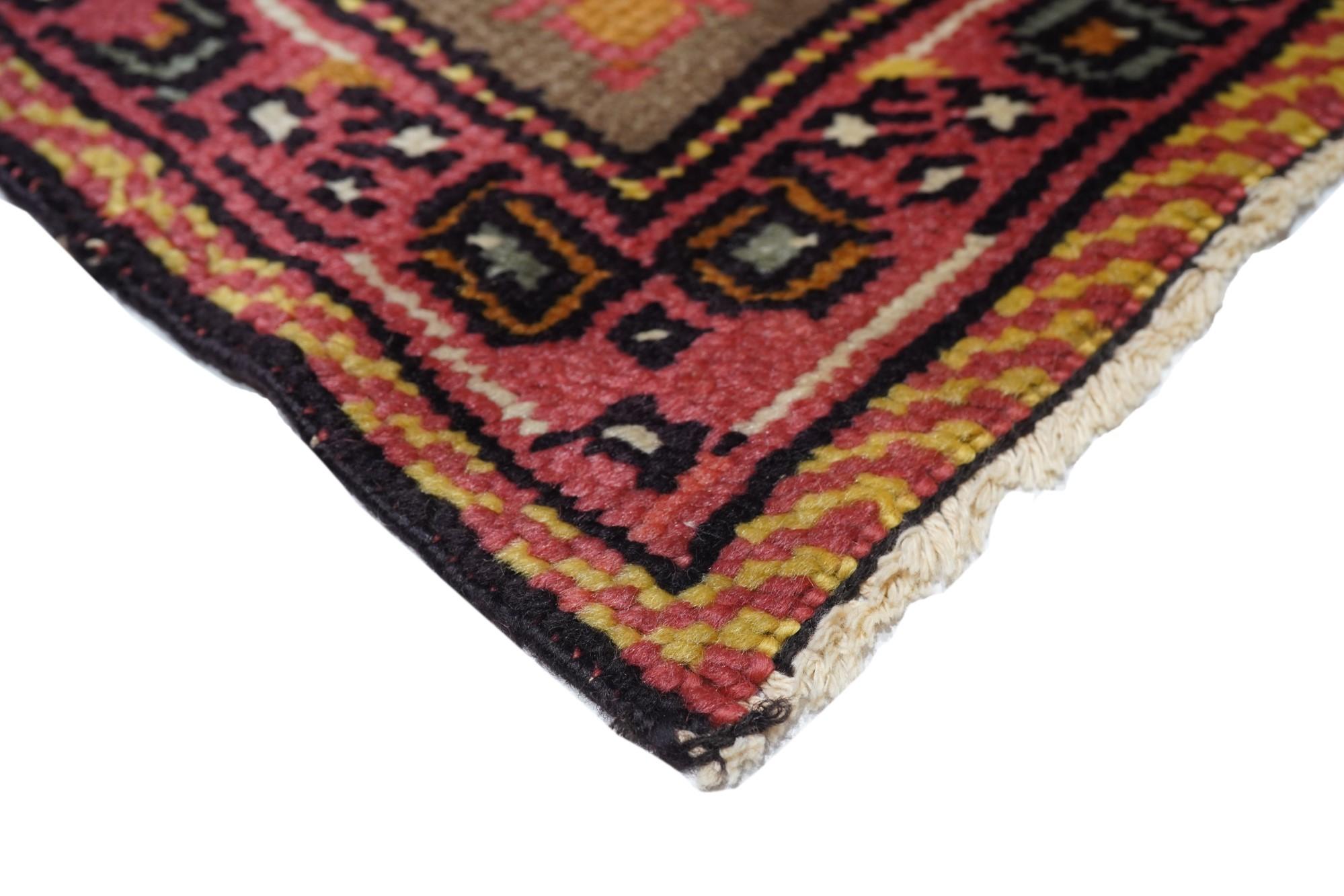 Vintage European Wave Rug 8'11'' x 15'6'' In Excellent Condition For Sale In New York, NY