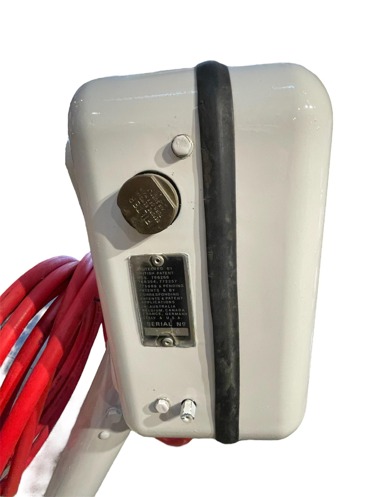 English European White And Red PCL Preset Air Meter