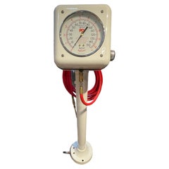Vintage European White And Red PCL Preset Air Meter