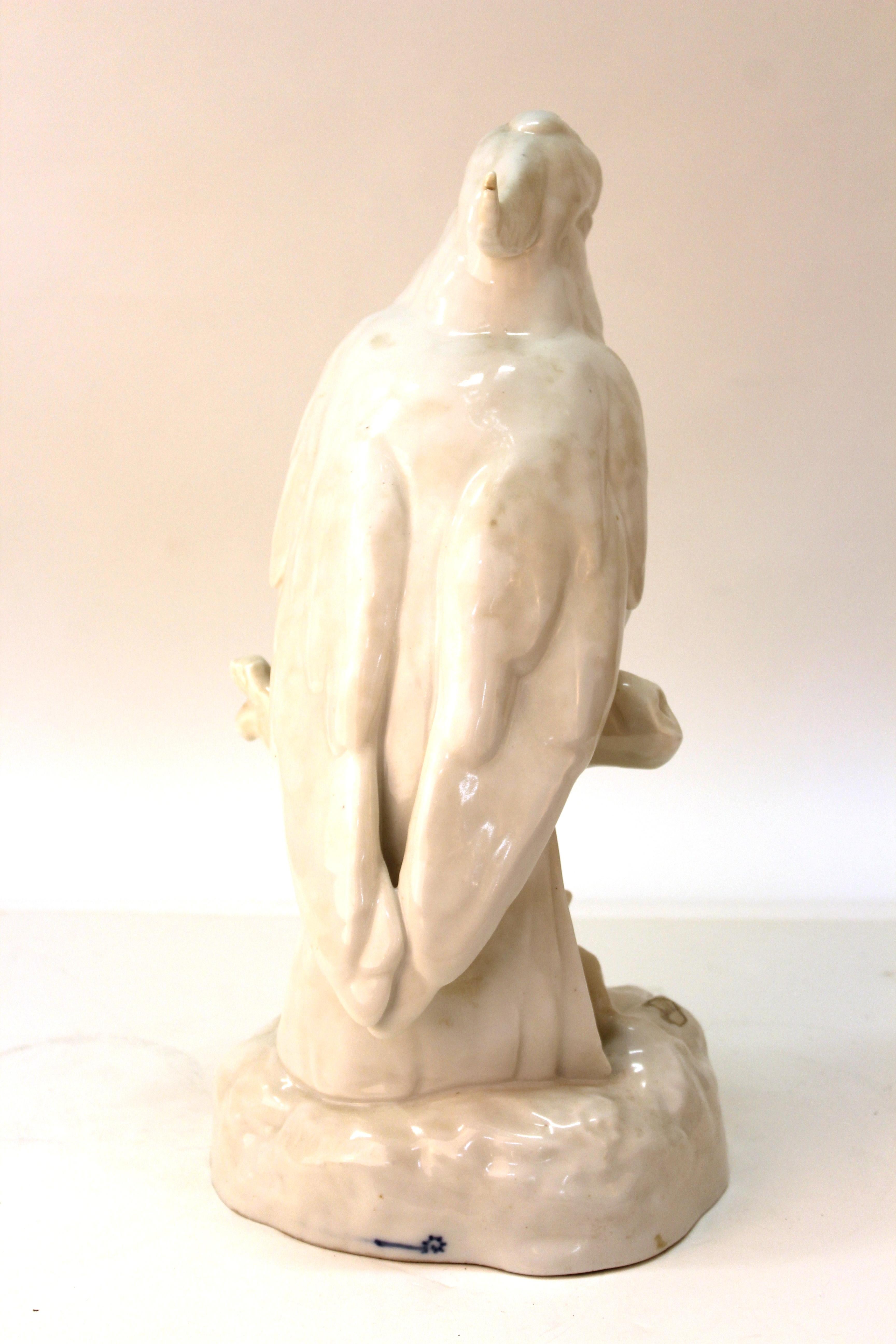 19th Century European White-Glazed Porcelain Cockatoo