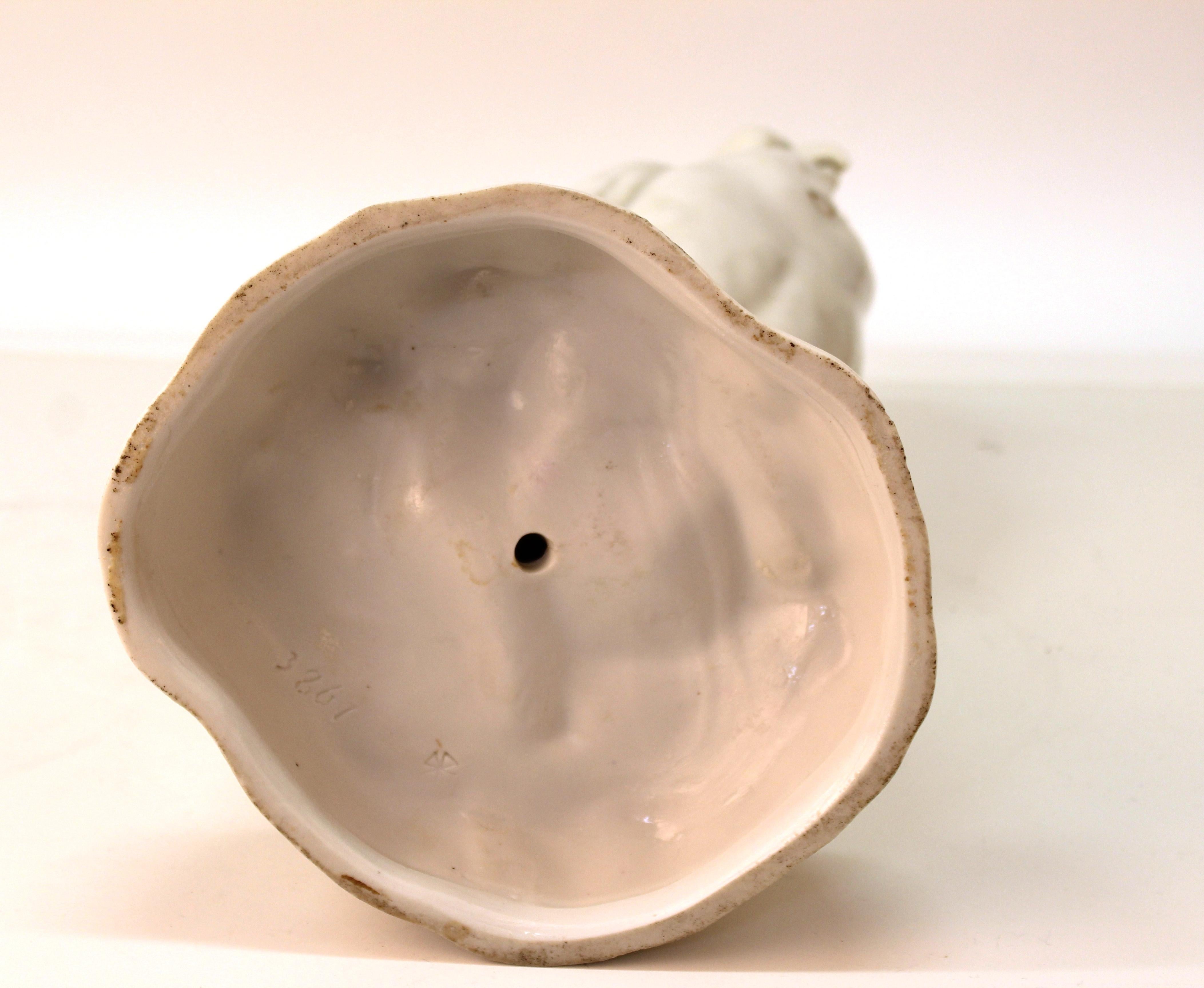 European White-Glazed Porcelain Cockatoo 3