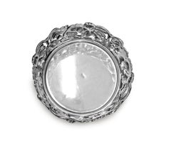 European Wine Holder with Grape Design 0.900