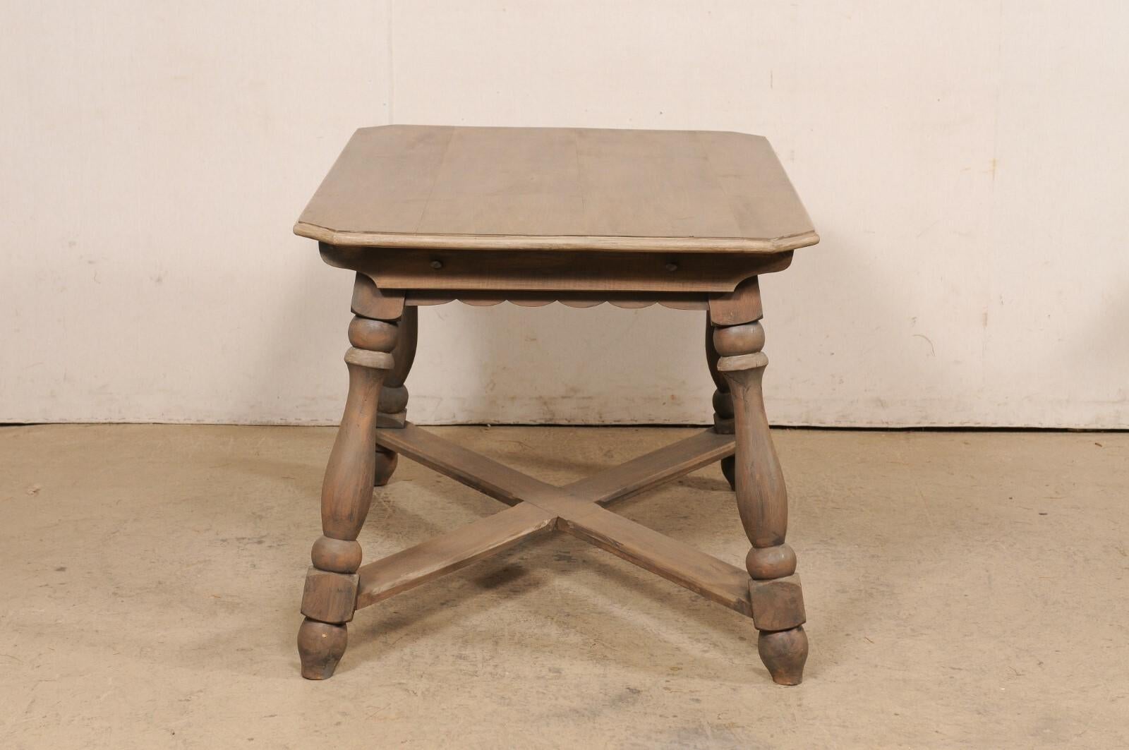 European Wooden Table w/Scalloped Apron, Nicely Turned Legs & X-Stretcher For Sale 5
