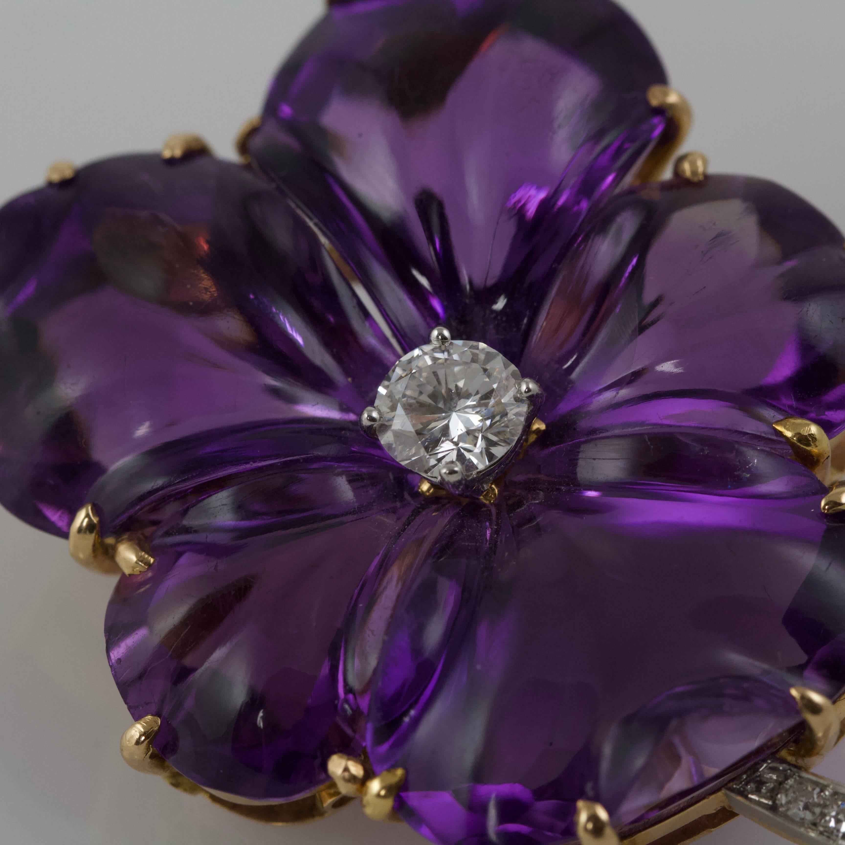 European Yellow Gold Amethyst and Diamond Pansy Brooch In New Condition For Sale In Paris, FR