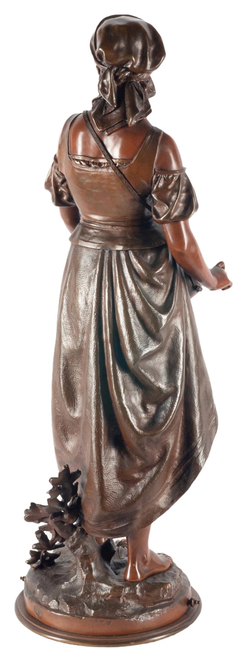 XIX secolo Eutrope Bouret, statua in bronzo di ragazza zingara musicista in vendita