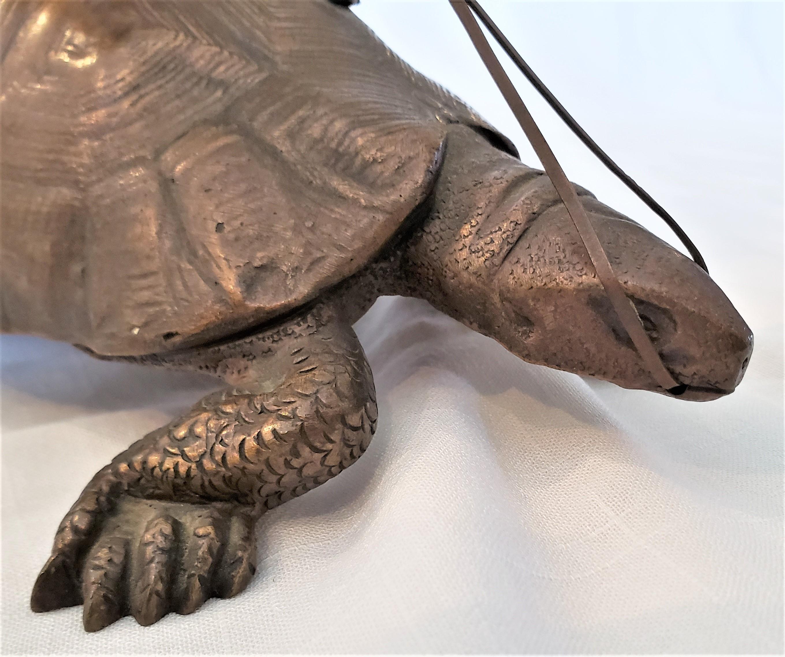Sculpture française ancienne en bronze signée Eutrope Bouret représentant des garçons chevauchant une tortue en vente 2