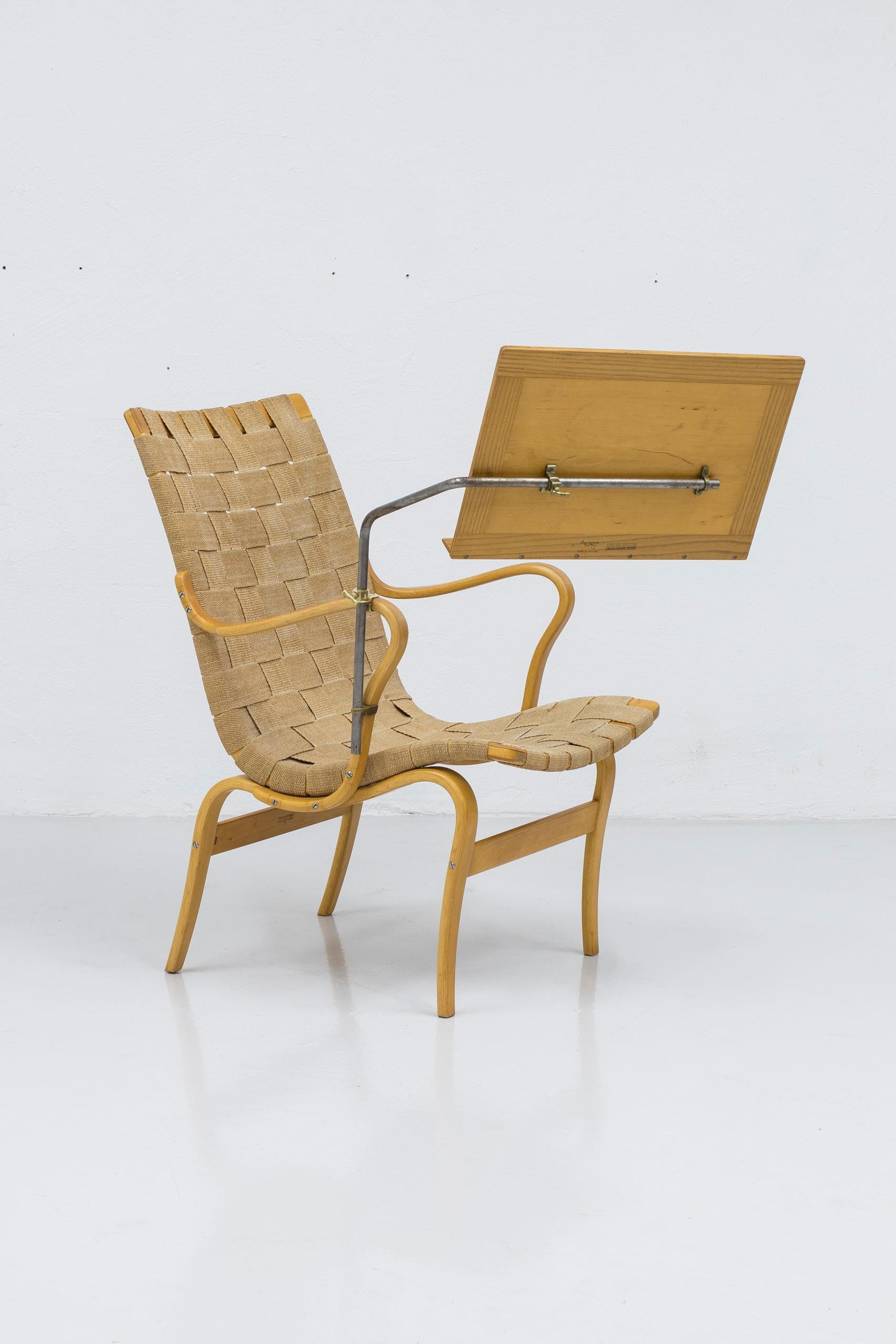 Sessel „Eva“ mit Lesetisch von Bruno Mathsson, Karl Mathsson, 1959 (Skandinavische Moderne) im Angebot