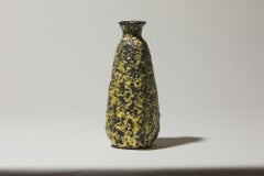 Vase en céramique Éva Bod, émail texturé jaune-noir, 1970