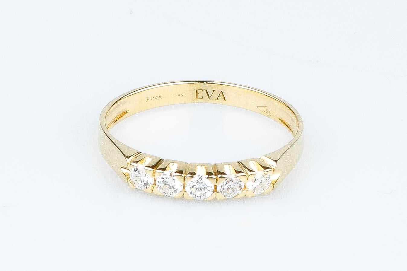 EVA certified Angela 0.25 carat round brillant synthetic diamond gold ring In New Condition For Sale In Monte-Carlo, MC