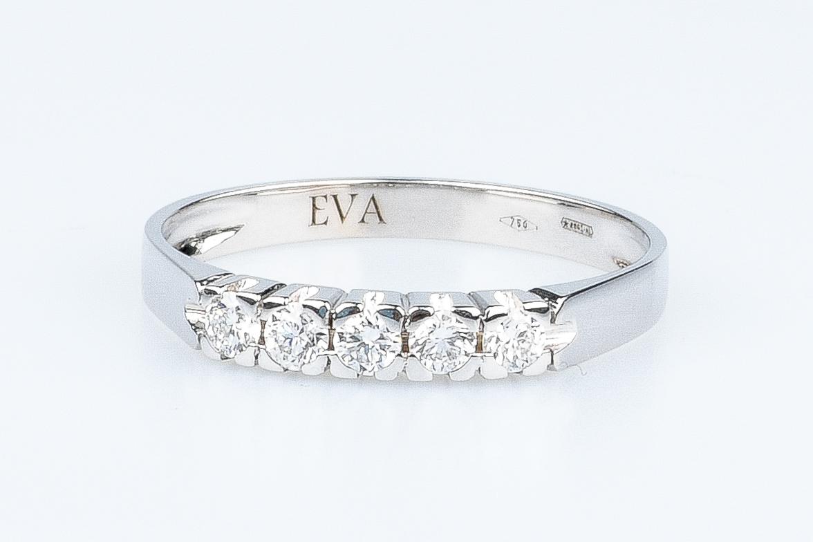 EVA certified Angela 0.25 carat round brillant synthetic diamond white gold ring For Sale 1