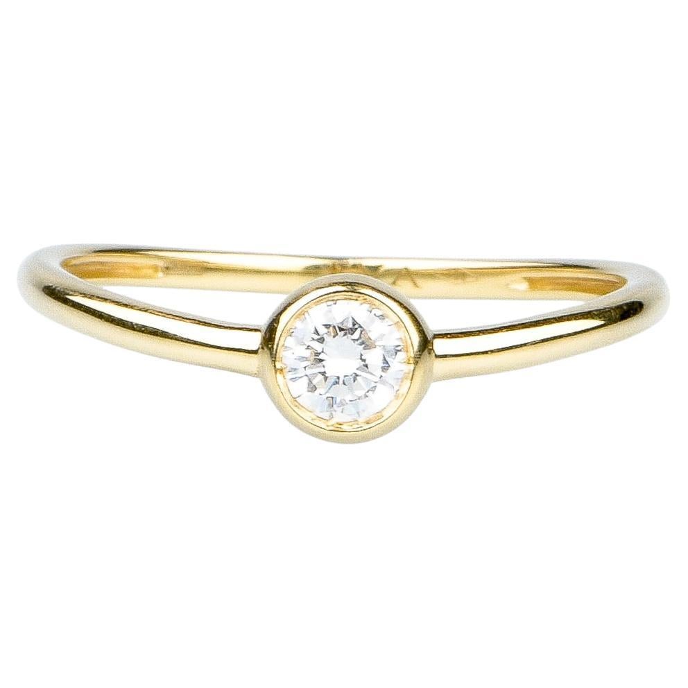 EVA certified Chiara 0.2 carat round brillant synthetic diamond yellow gold ring For Sale