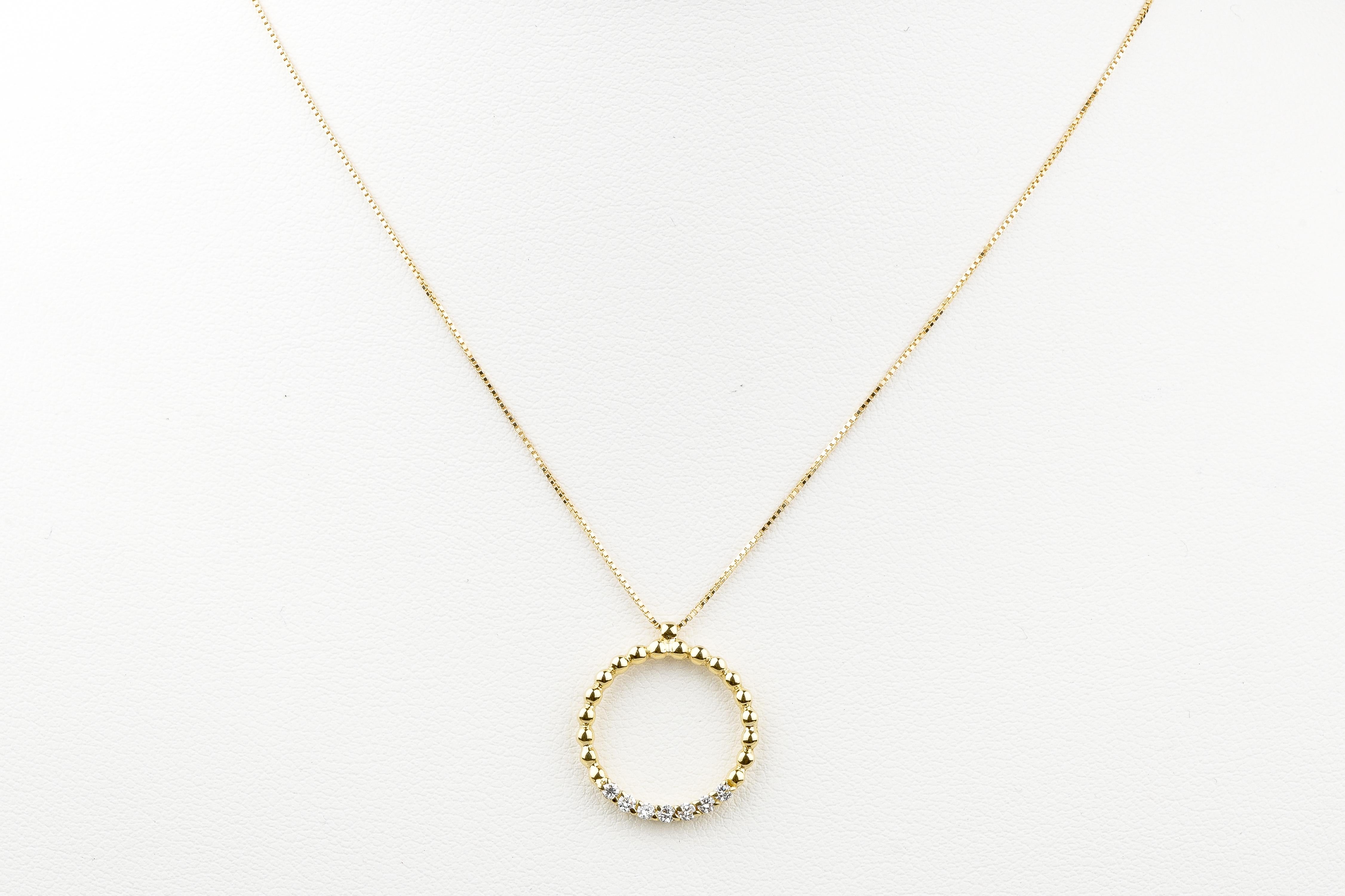 Women's EVA certified Valentine 0.14 carat round brillant synthetic diamond necklace For Sale