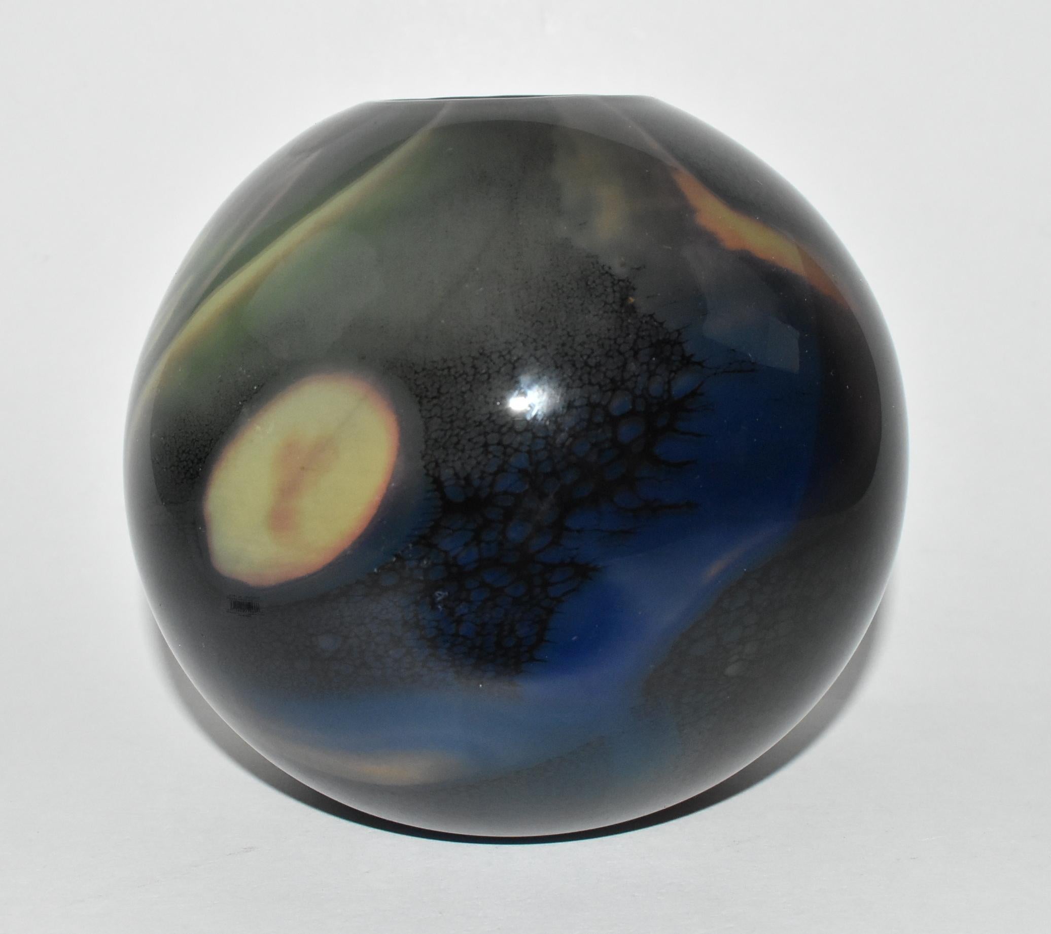 Glass Eva Englund Graal Vase #964130, 1987, for Orrefors