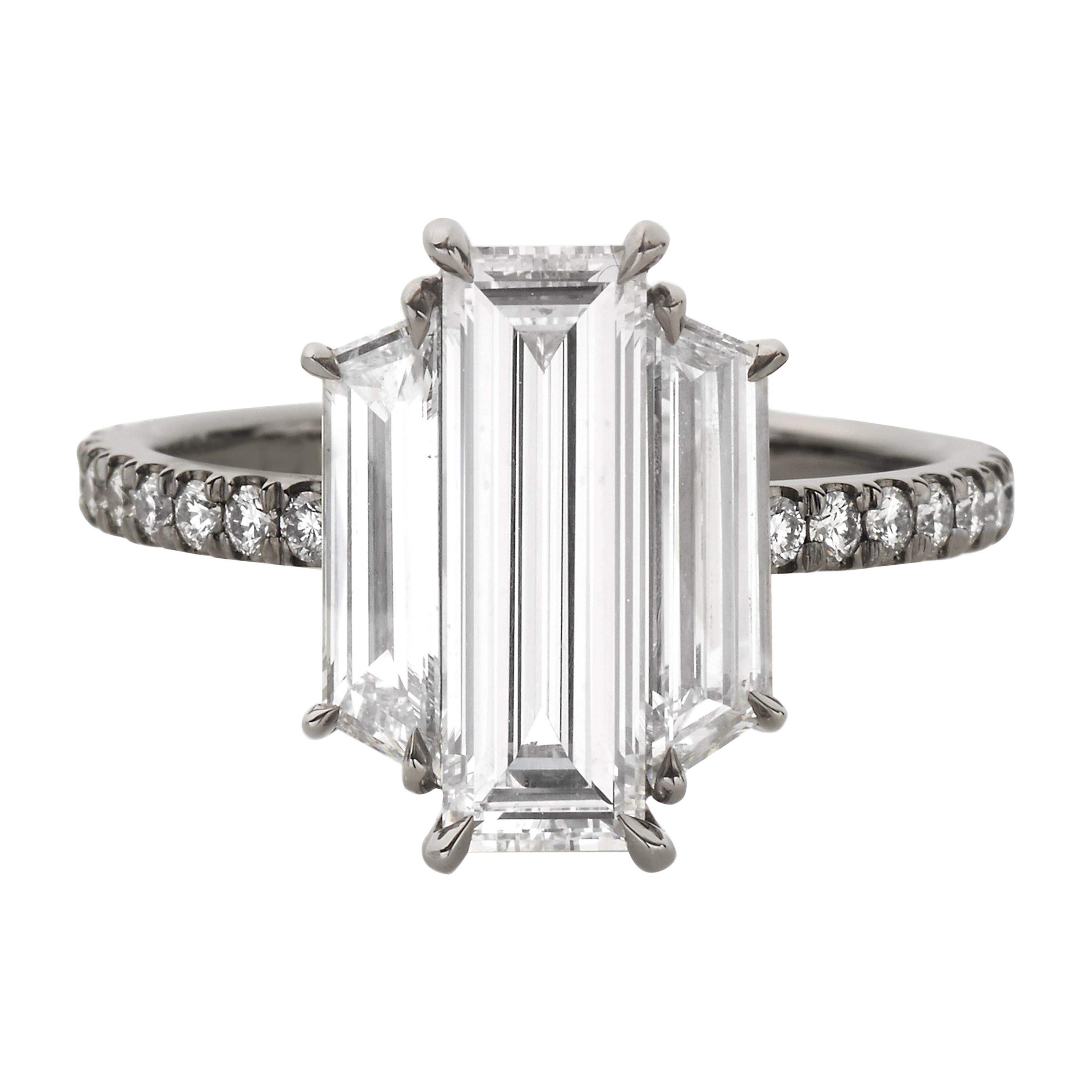 Eva Fehren 2.48 Carat White Diamond Ring in 18 Karat Blackened Platinum For Sale