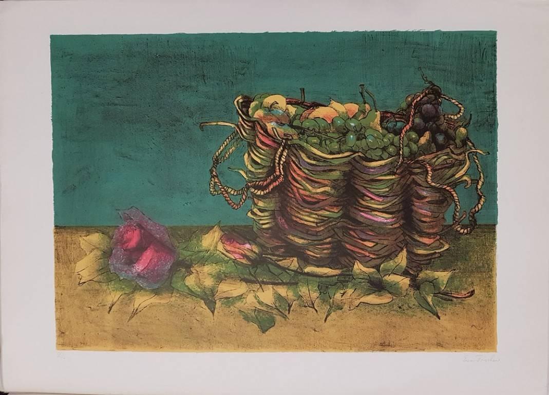 Figurative Print de Eva Fischer - Bodegón con cesta de frutas y rosas