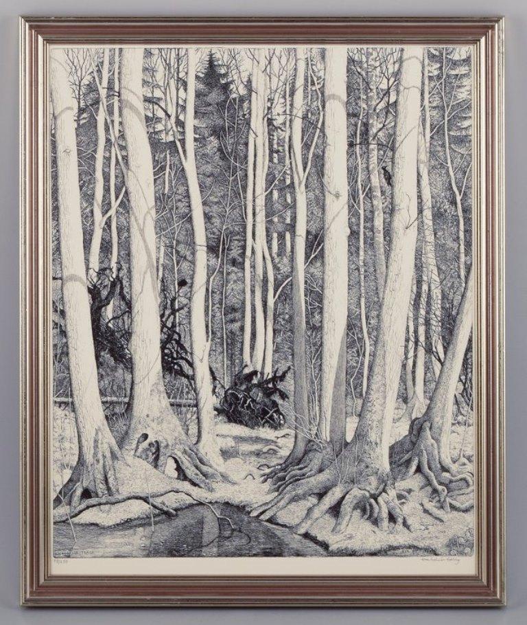 Eva Holmén-Edling (1942), Swedish artist. 
Woodcut on Japan paper. 
Forest scene.
Signed in pencil.
Edition 48/250.
In perfect condition.
Dimensions: 48.2 cm x 38.7 cm.
Total dimensions: 53.5 cm x 44.2 cm.



