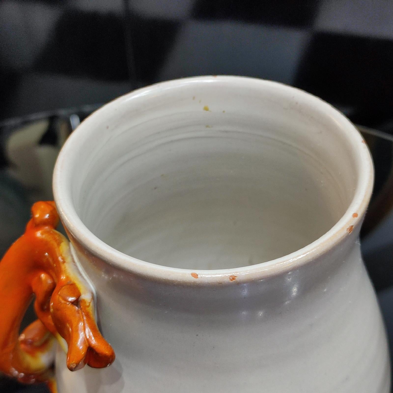 Eva Jancke Björk, Fayence-Vase mit Salamander, Bo Fajans Gefle, Schweden, 1920er Jahre im Angebot 3