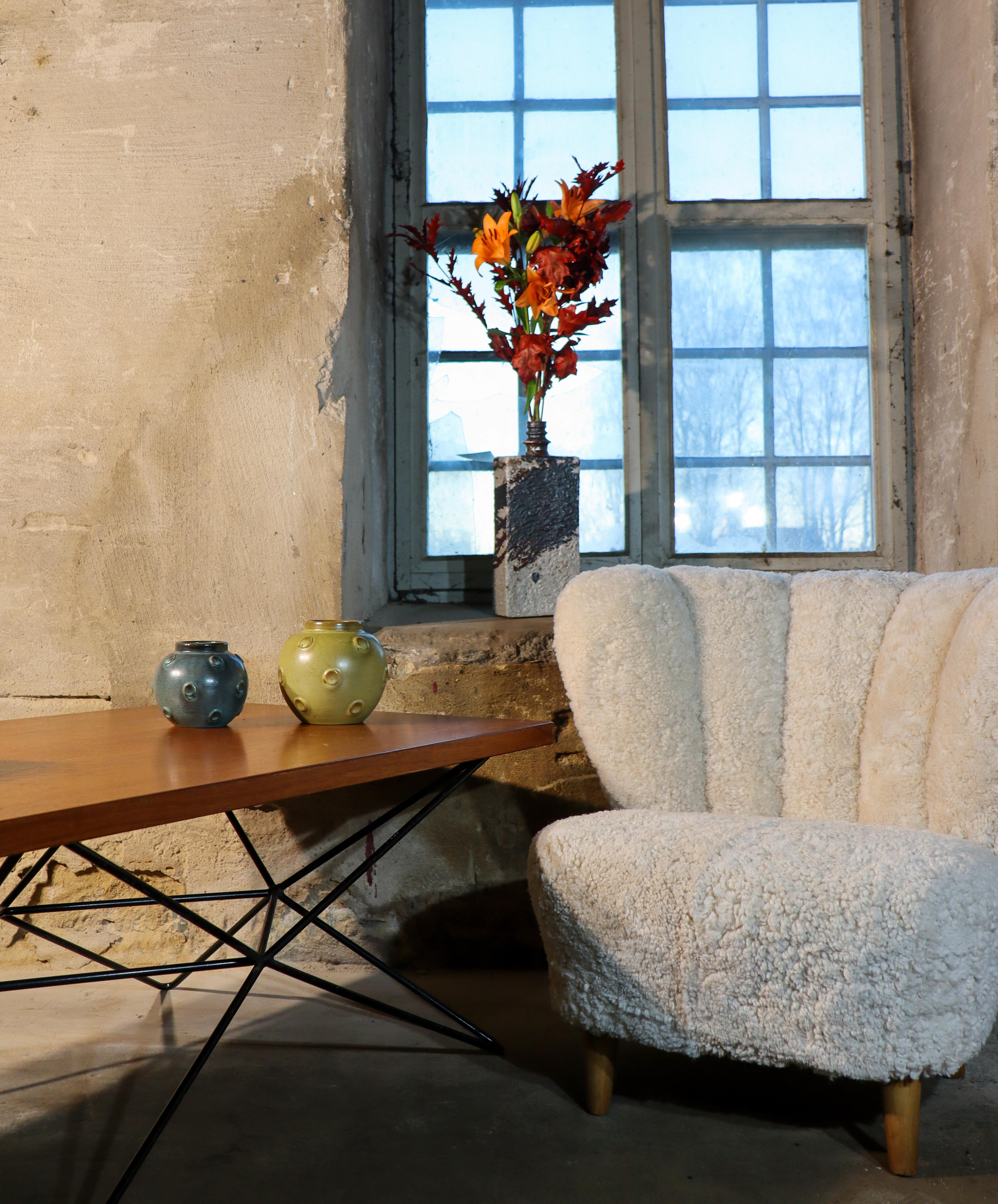 Ceramica Eva Jancke-Björk - Vaso rotondo verde con rilievi - Bo Fajans 1940 in vendita