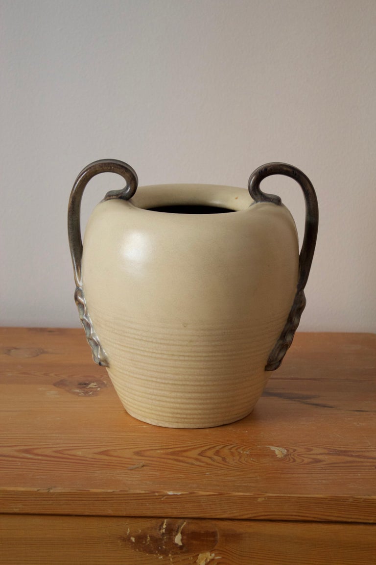 Swedish Eva Jancke Björk, Sizable Vase, Glazed Stoneware, for Bo Fajans, Sweden, 1940s For Sale
