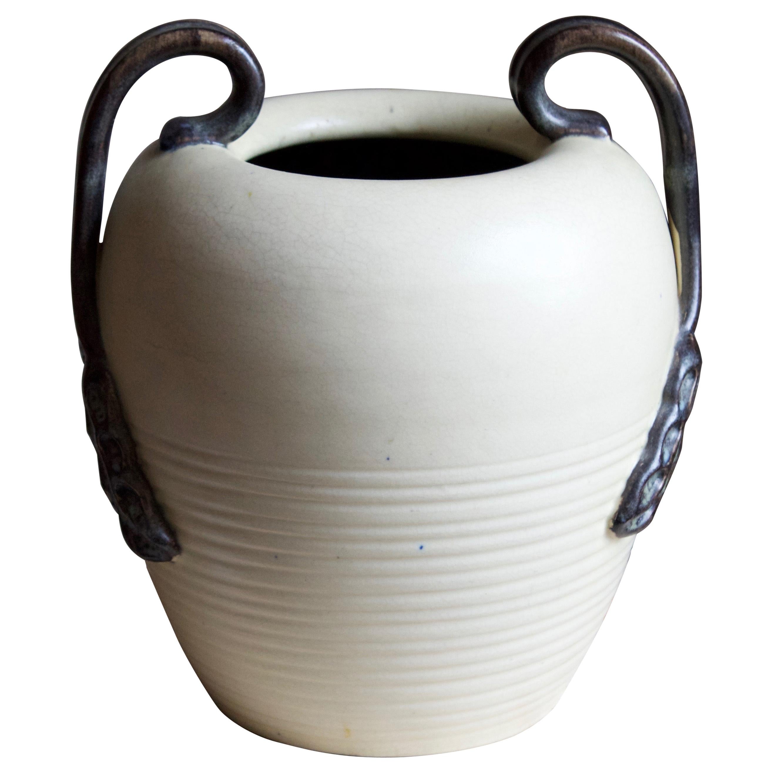 Eva Jancke Björk, Sizable Vase, Glazed Stoneware, for Bo Fajans, Sweden, 1940s
