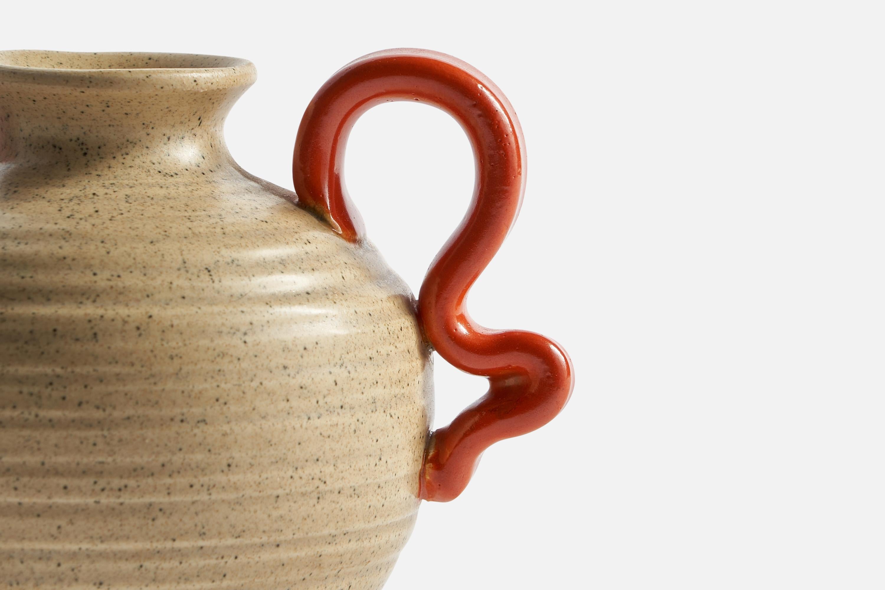 Eva Jancke-Björk, Vase, Ceramic, Sweden, 1930s In Good Condition For Sale In High Point, NC