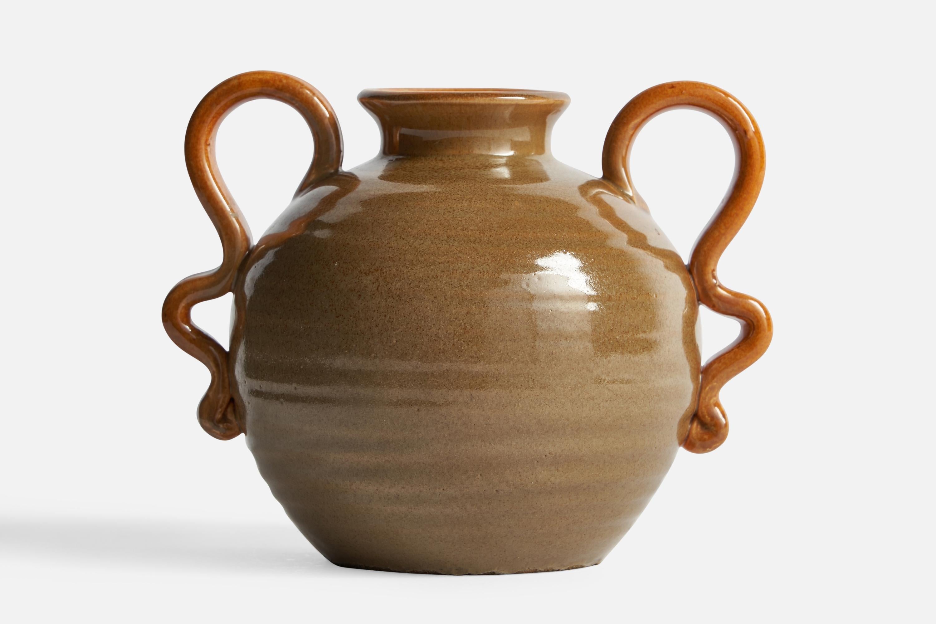 Eva Jancke-Björk, Vase, Ceramic, Sweden, 1940s In Good Condition For Sale In High Point, NC