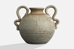 Eva Jancke-Björk, Vase, Earthenware, Sweden, 1940s