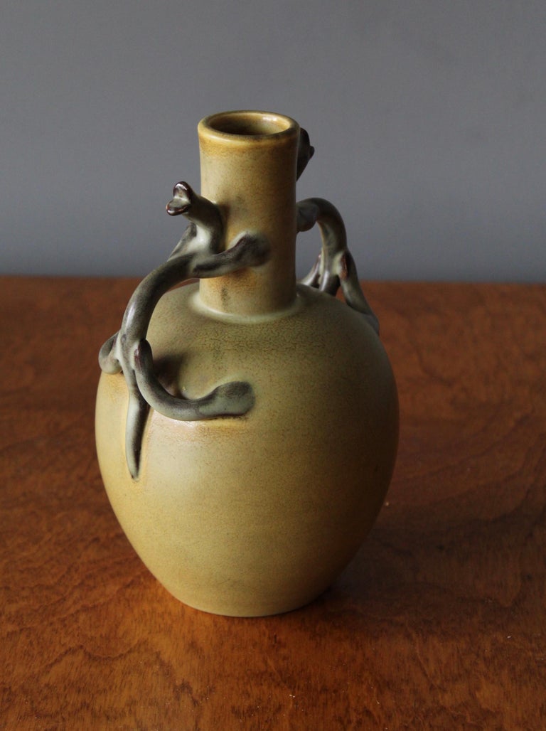 Swedish Eva Jancke Björk, Vase, Green Glaze Ceramic, for Bo Fajans, Sweden, 1940s For Sale