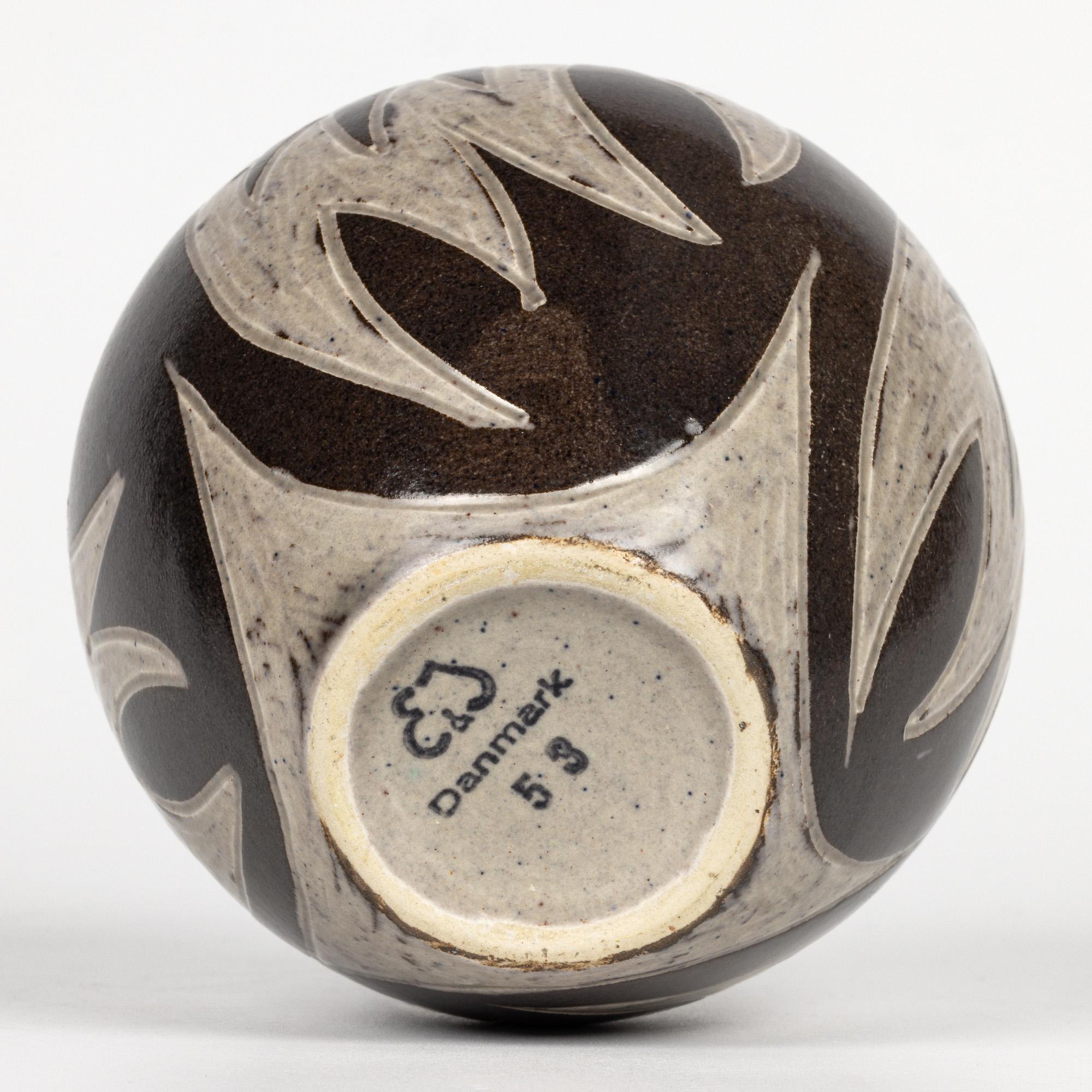 Mid-20th Century Eva & Johannes Andersen Mid-Century Danish Sgraffito Art Pottery Vase For Sale