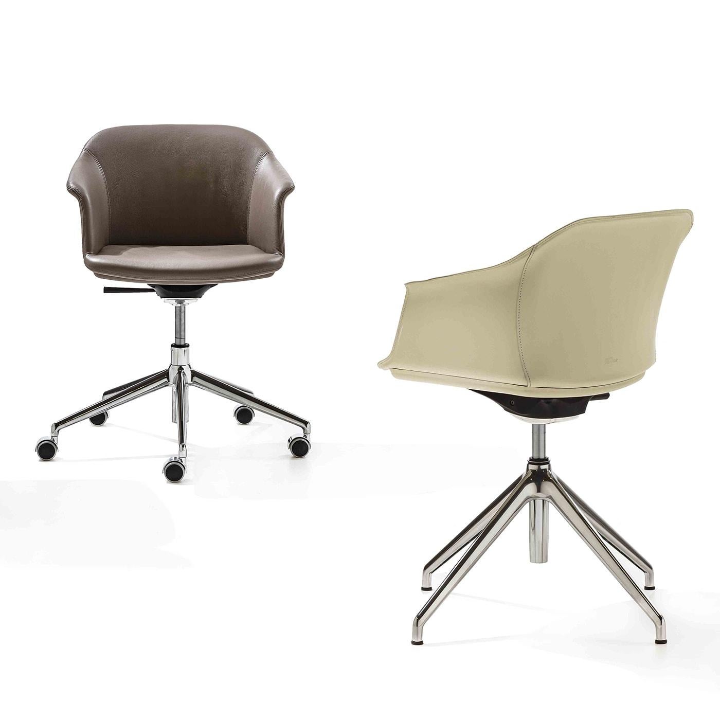 Eva swivel chair has a rigid polyurethane shell in white leather with a thin seat cushion integrated and four star base with height adjustment in chrome.
• Seat Height (cm): 46
• Seat Height (in): 18.11
• Arm Height (cm): 63
• Arm Height (in):
