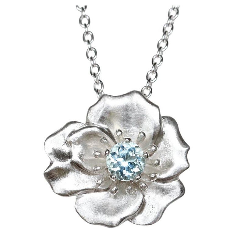 The Ava Rose Necklace