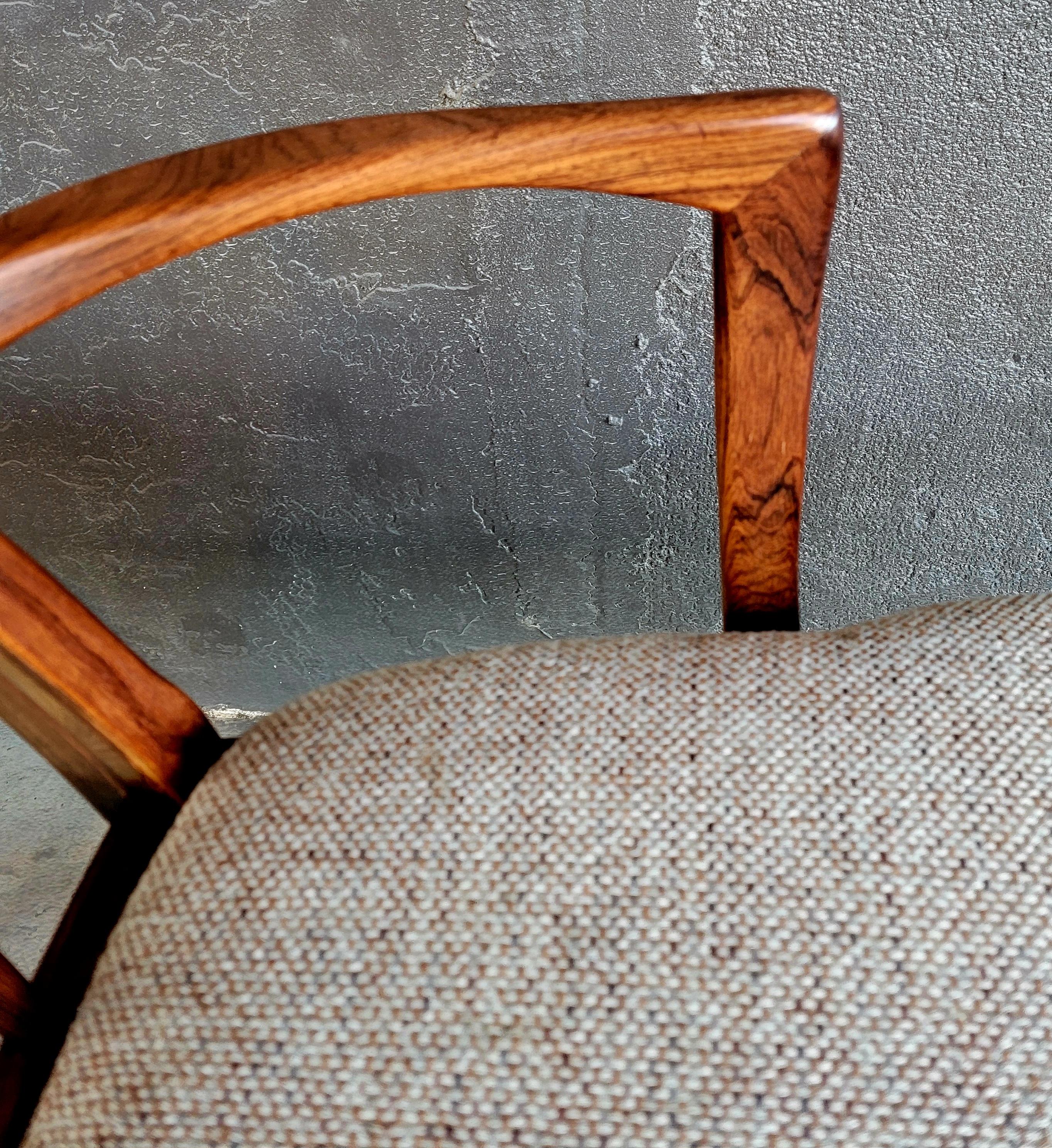 Bois de rose Chaises de salle à manger Eva en palissandre par Niels Koefoed pour Koefoeds Hornslet, Danemark Ensemble 4 en vente