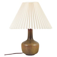 Eva Stæhr-Nielsen for Saxbo. Ceramic table lamp with Le Klint lampshade.