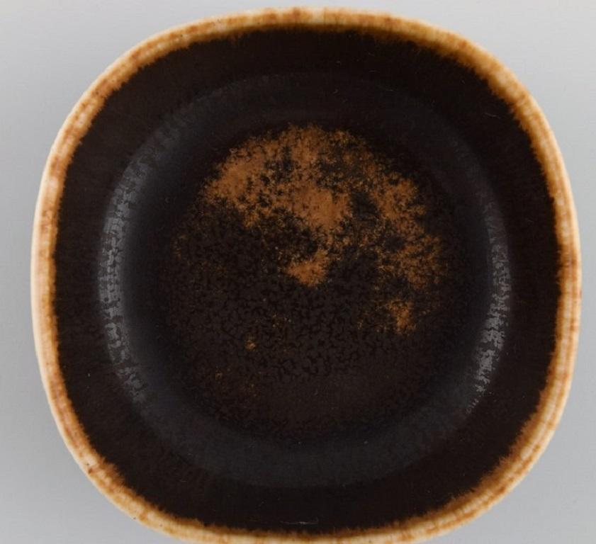 Scandinavian Modern Eva Stæhr-Nielsen for Saxbo, Miniature Bowl in Glazed Stoneware, Mid-20th C For Sale