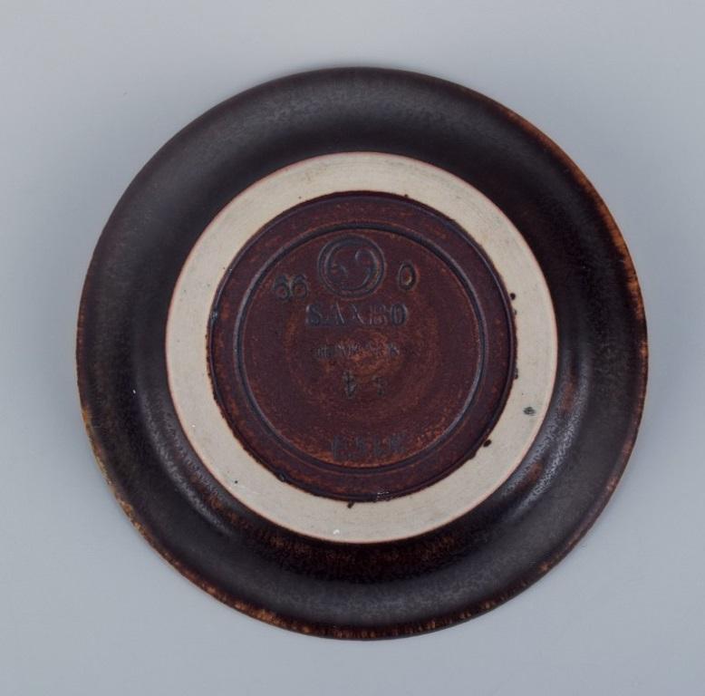 Glazed Eva Stæhr Nielsen for Saxbo, small ceramic bowl with glaze in brown tones For Sale
